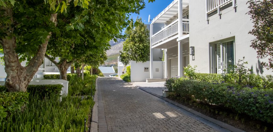 Nieuwe Steenberg Estate Luxury Lock-Up Living