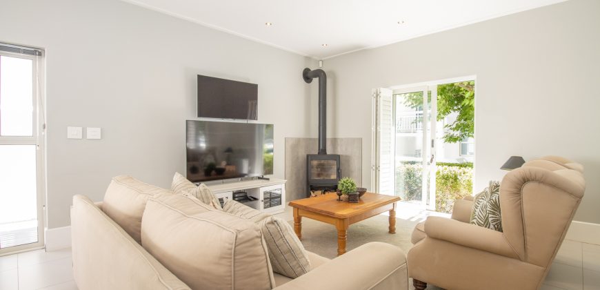 Nieuwe Steenberg Estate Luxury Lock-Up Living