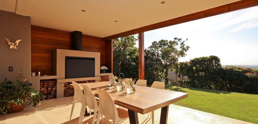 Contemporary North-Facing Family Home | Stonehurst Mountain Estate | To Rent – AVAILABLE 1 SEPTEMBER 2026