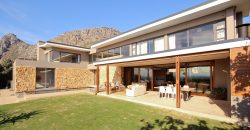Contemporary North-Facing Family Home | Stonehurst Mountain Estate | To Rent – AVAILABLE 1 SEPTEMBER 2026