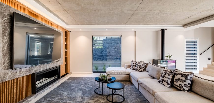 BRAND NEW CONTEMPORARY LUXURY | Stonehurst Mountain Estate – EXCLUSIVE SOLE MANDATE