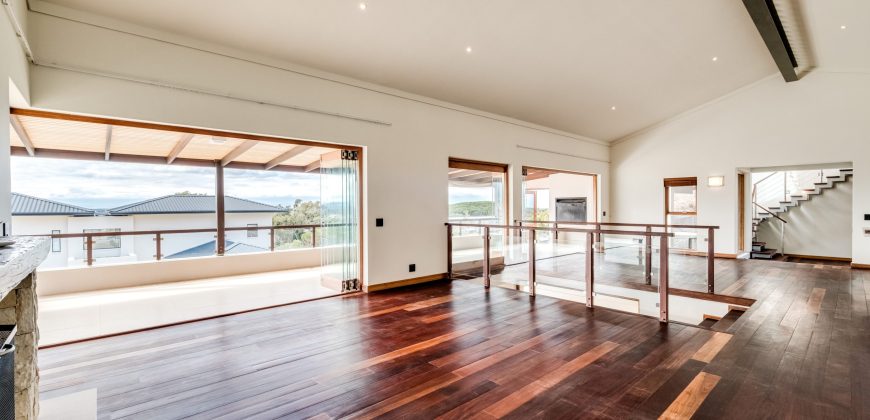 Exclusive Sole Mandate | North-Facing Home with Panoramic Views
