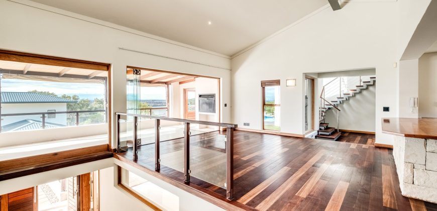 Exclusive Sole Mandate | North-Facing Home with Panoramic Views