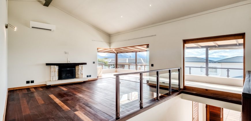 Exclusive Sole Mandate | North-Facing Home with Panoramic Views