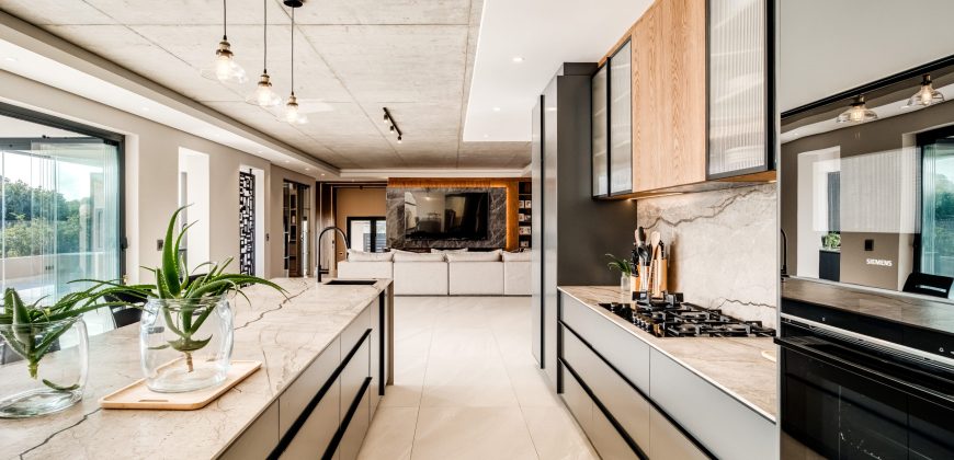 BRAND NEW CONTEMPORARY LUXURY | Stonehurst Mountain Estate – EXCLUSIVE SOLE MANDATE