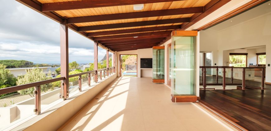 Exclusive Sole Mandate | North-Facing Home with Panoramic Views