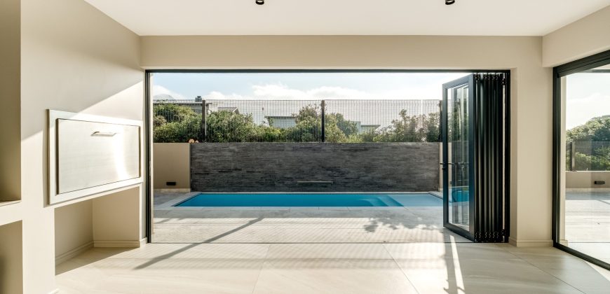 BRAND NEW CONTEMPORARY LUXURY | Stonehurst Mountain Estate – EXCLUSIVE SOLE MANDATE