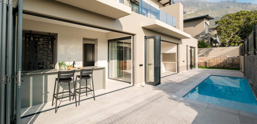 BRAND NEW CONTEMPORARY LUXURY | Stonehurst Mountain Estate – EXCLUSIVE SOLE MANDATE