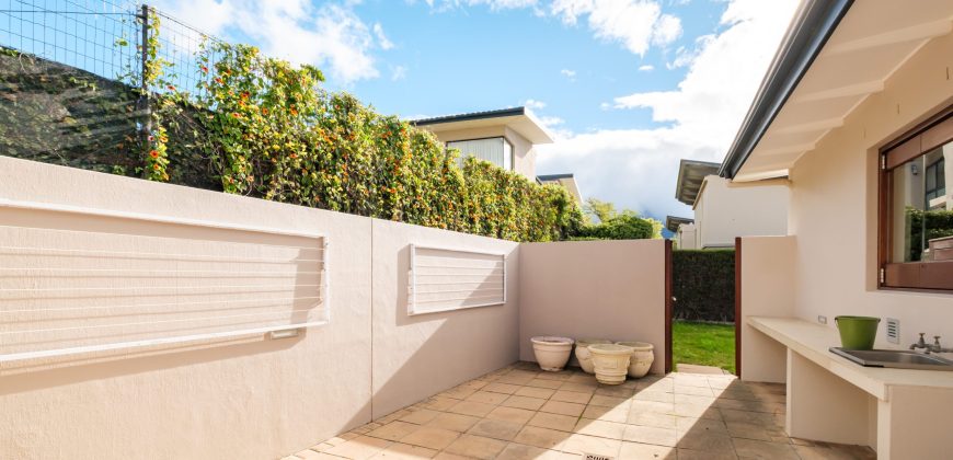 Exclusive Sole Mandate | North-Facing Home with Panoramic Views