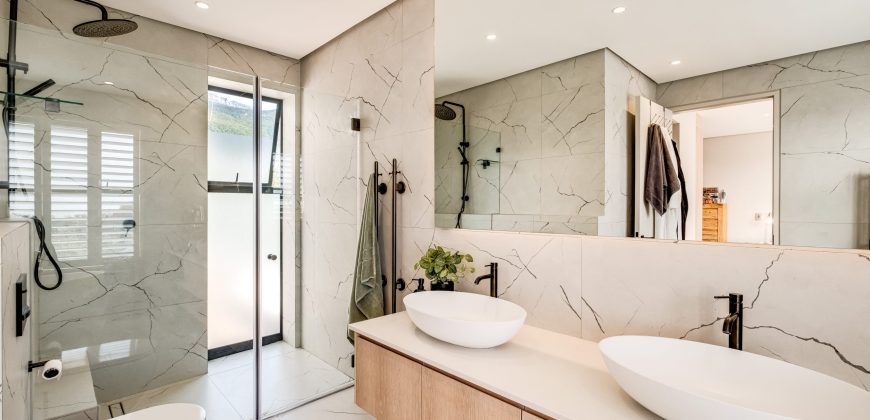 BRAND NEW CONTEMPORARY LUXURY | Stonehurst Mountain Estate – EXCLUSIVE SOLE MANDATE