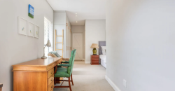 Contemporary 4 Bedroom Home with Mountain Views and 1 bedroom Flatlet