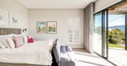 Contemporary 4 Bedroom Home with Mountain Views and 1 bedroom Flatlet