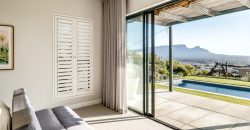 Contemporary 4 Bedroom Home with Mountain Views and 1 bedroom Flatlet