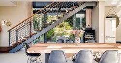 NORTH-FACING FOUR-BEDROOM TOWNHOUSE WITH TABLE MOUNTAIN VIEWS