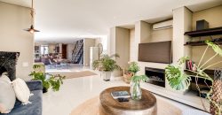 NORTH-FACING FOUR-BEDROOM TOWNHOUSE WITH TABLE MOUNTAIN VIEWS