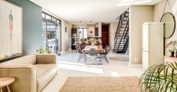 NORTH-FACING FOUR-BEDROOM TOWNHOUSE WITH TABLE MOUNTAIN VIEWS