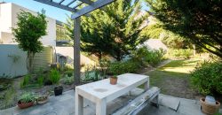 NORTH-FACING FOUR-BEDROOM TOWNHOUSE WITH TABLE MOUNTAIN VIEWS