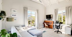 LUXURIOUS WATERFRONT LIVING IN LAKE MICHELLE – Exclusive Sole Mandate