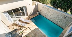 LUXURIOUS WATERFRONT LIVING IN LAKE MICHELLE – Exclusive Sole Mandate
