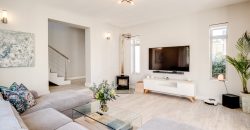 LUXURIOUS WATERFRONT LIVING IN LAKE MICHELLE – Exclusive Sole Mandate