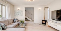 LUXURIOUS WATERFRONT LIVING IN LAKE MICHELLE – Exclusive Sole Mandate