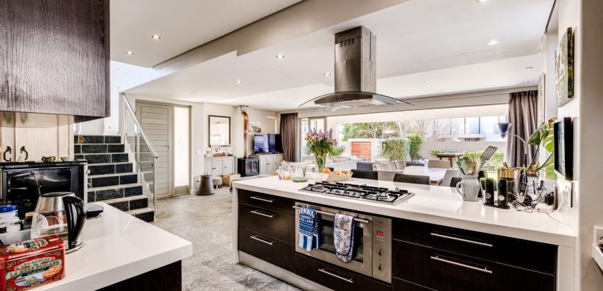 North-Facing 4-Bedroom Home To Rent – Long Lease
