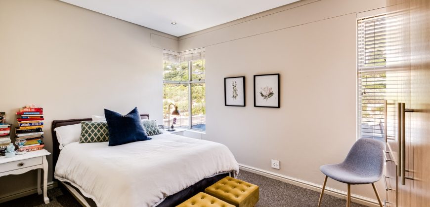 North-Facing 4-Bedroom Home To Rent – Long Lease