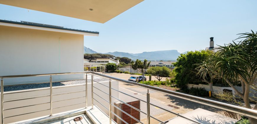 North-Facing 4-Bedroom Home To Rent – Long Lease