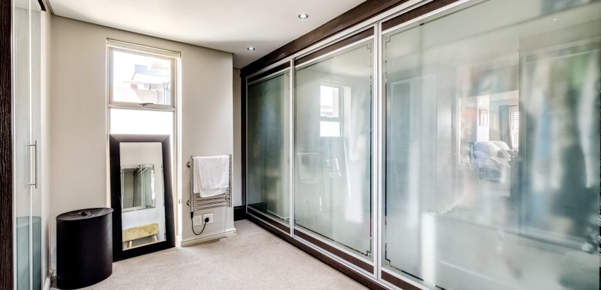 North-Facing 4-Bedroom Home To Rent – Long Lease